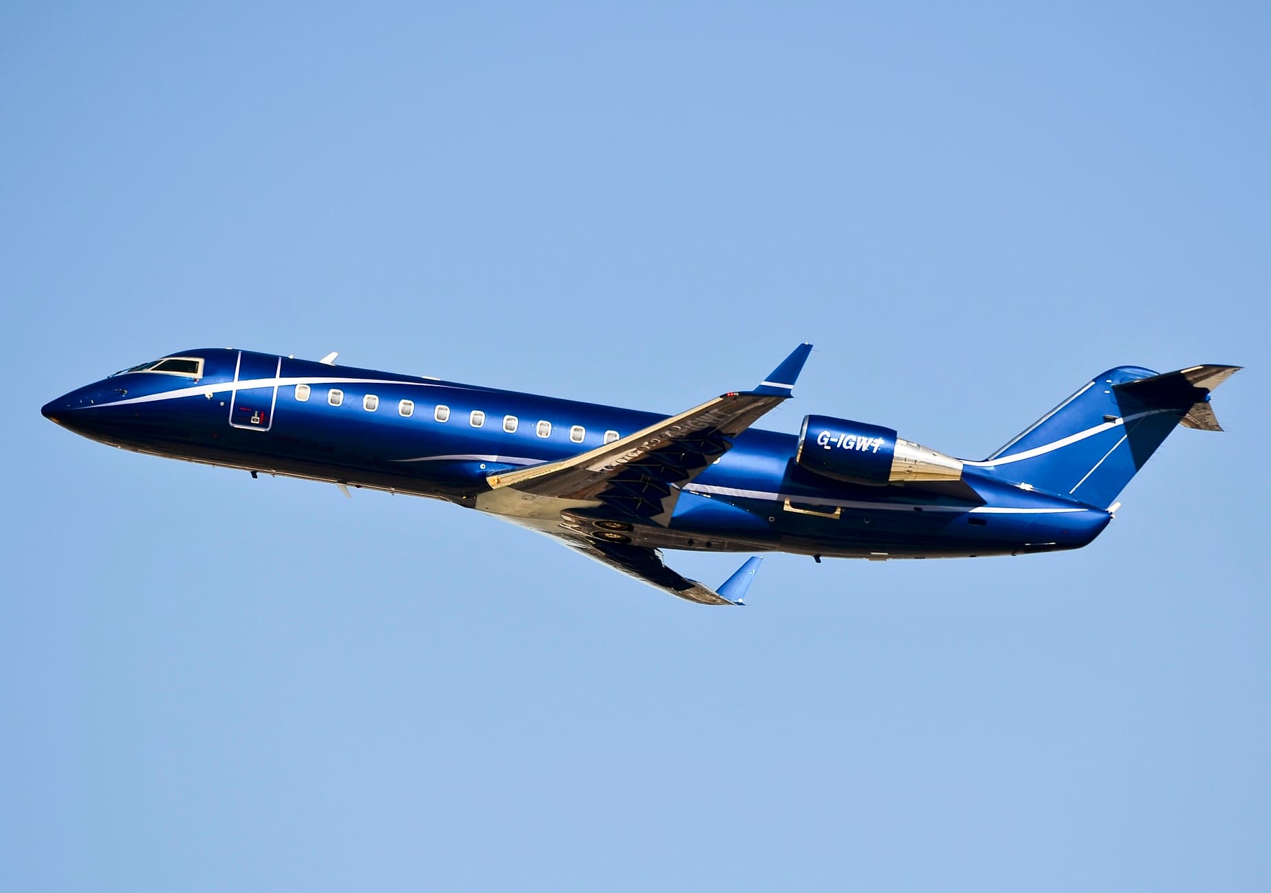 Bombardier Challenger 850