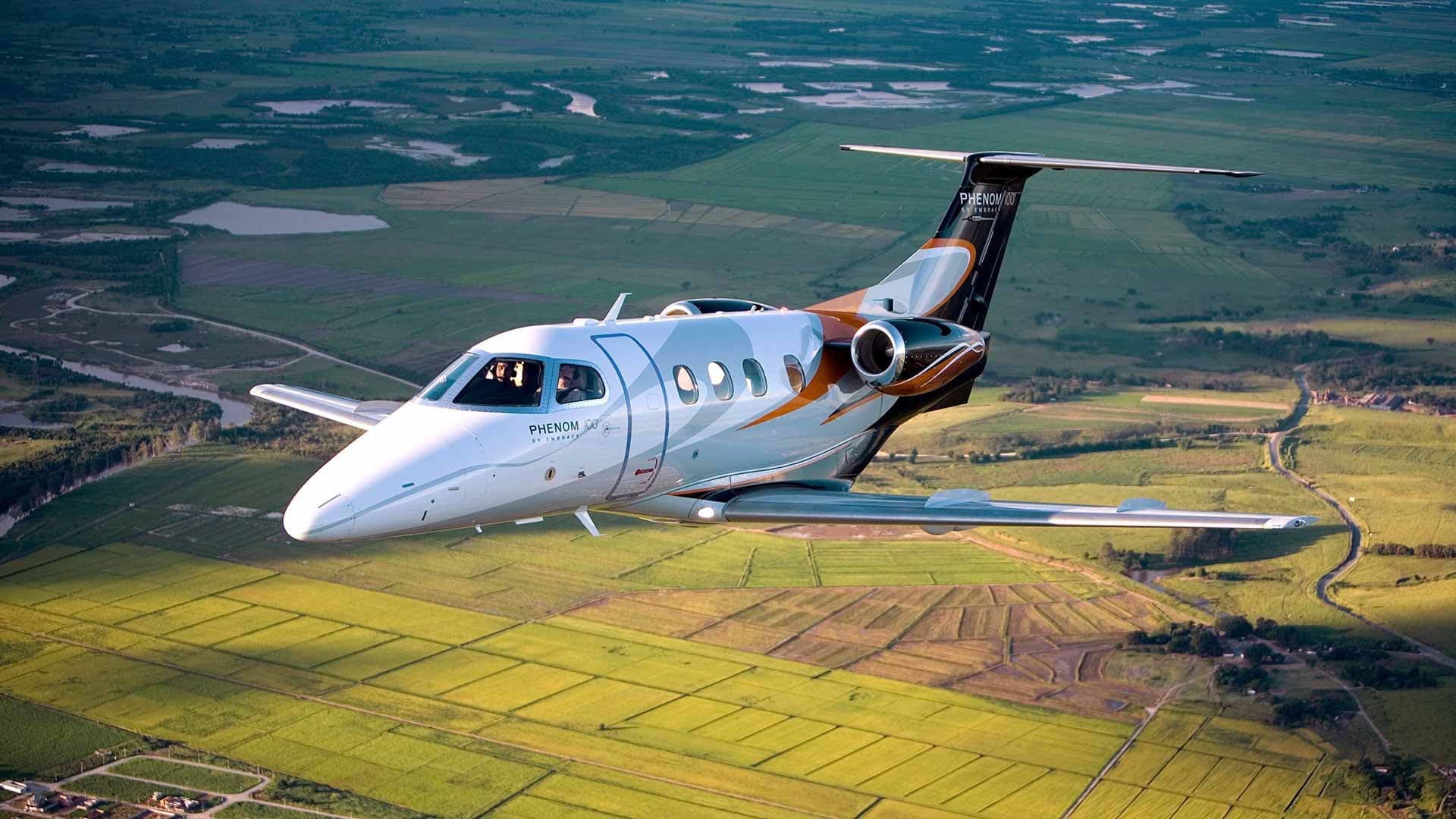 Embraer Phenom 100