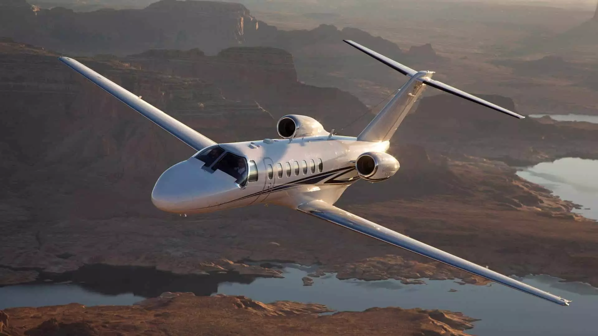 Cessna Citation CJ3 / CJ3+ jet booking