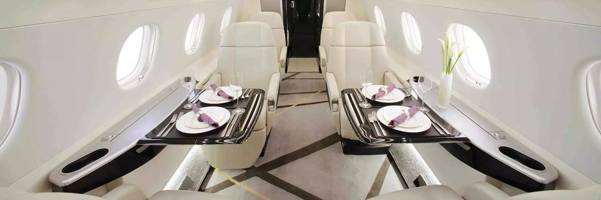 Embraer Legacy 450 interior jet booking