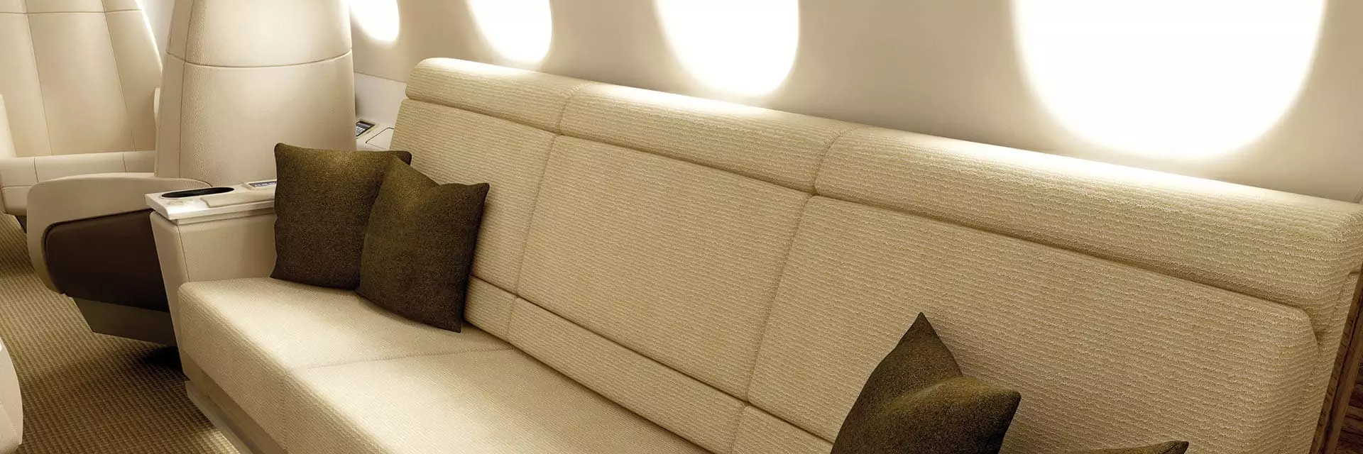 Embraer Legacy 500 interior jet booking