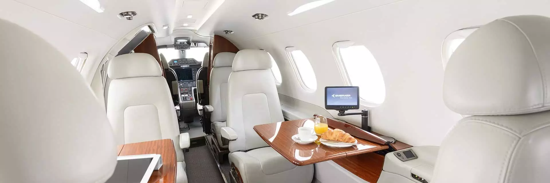 Embraer Phenom 300 interior jet booking