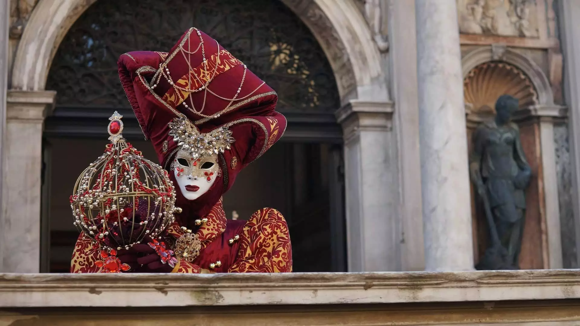 Venice Carnival jet booking